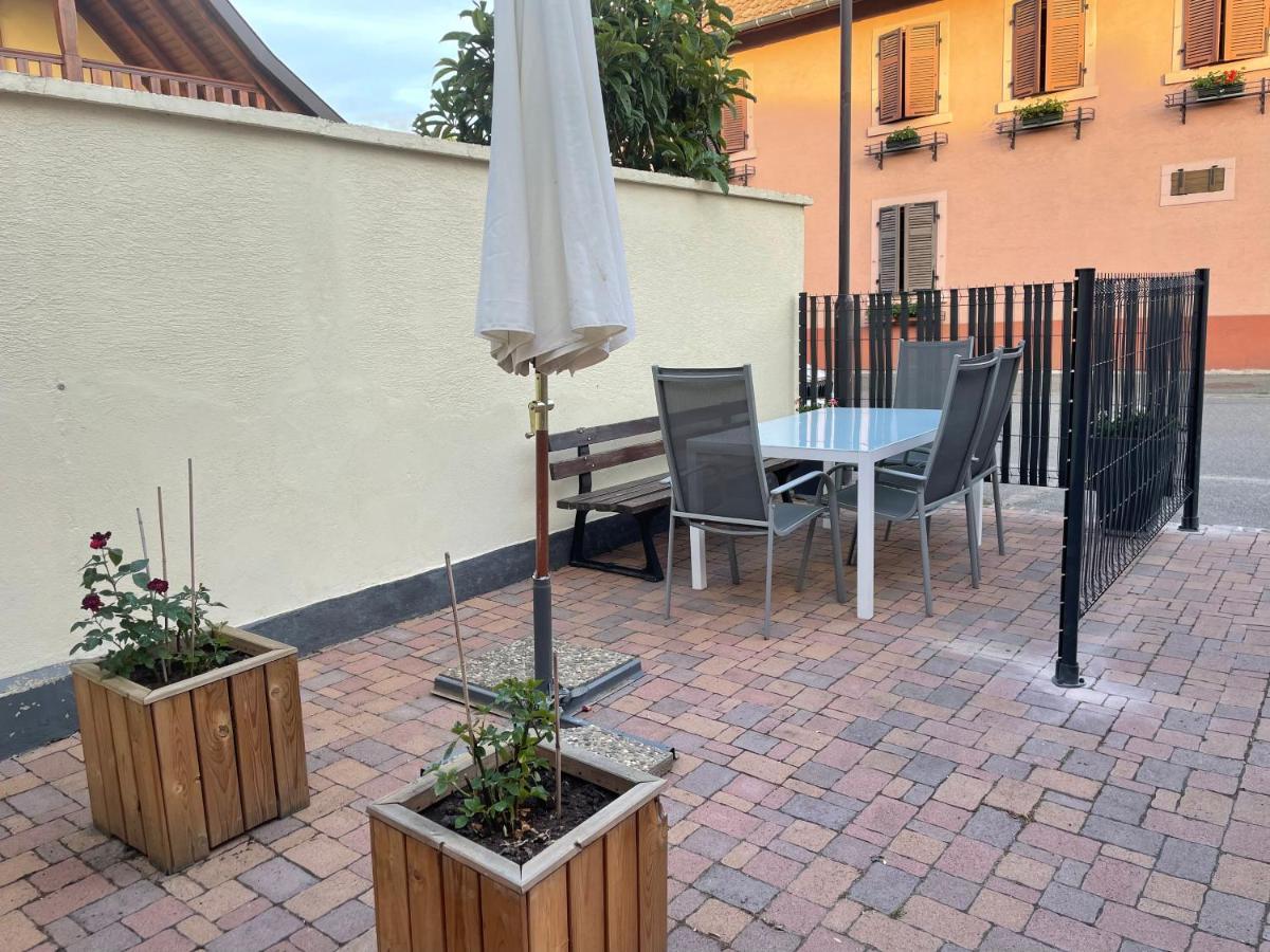 Aux Deux Hirondelles Houssen